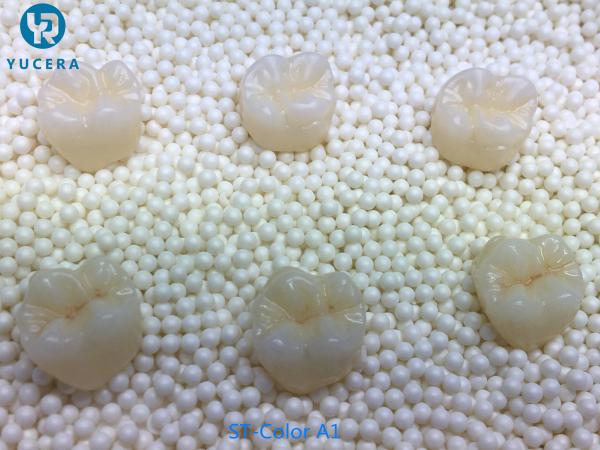 Résistance à la flexion de disque multicouche de zircone de Fresas Dentales excellente