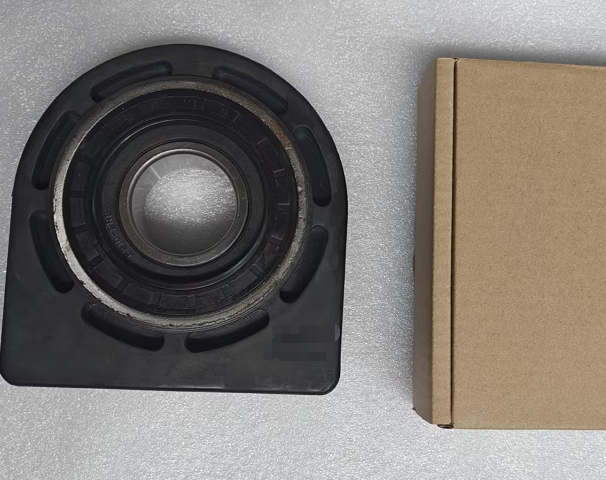 NISSAN CKB520 CW520 PROPELLER SHAFT BEARING 37510-90050