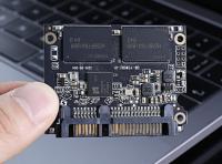 Disques durs SSD internes 32 Go/ 64 Go/ 128 Go/ 256 Go/ 512 Go/ 1 To/ 2 To/ 4 To/ 8 To/ 10 To en noir/ or/ argent