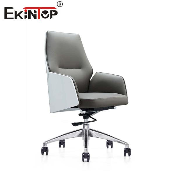 OEM PU кожаные столы для обеда с металлическими ногами