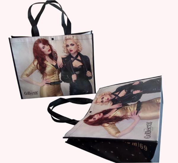 Luxury Design Waterproof Non Woven Carry Bags Durable For Lady Fashion