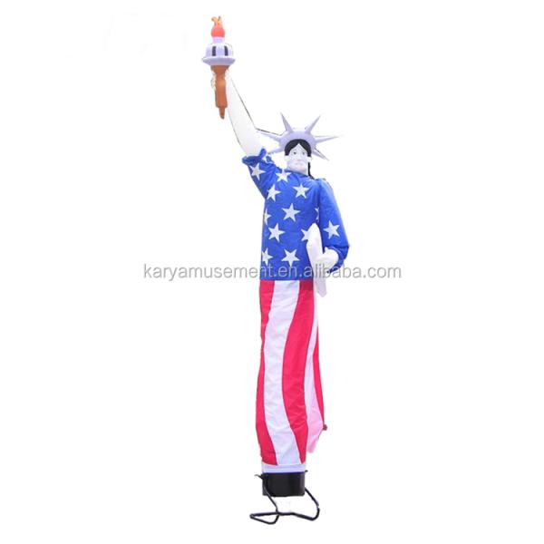 Can be Customized Inflatable Statue of Liberty Man Sky Dancer for Holiday Celebration