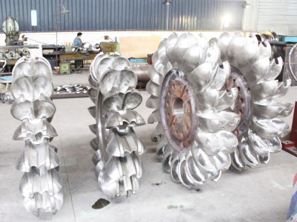 10kV Pelton Turbine Generator with 60Hz Frequency Cast Iron/Stainless Steel Construction Air/Oil Cooling