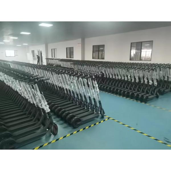 Livraison d'entrepôt UE/États-Unis 350W X8 Scooter électrique pliable 10 pouces 10Ah Scooters électriques pour la connectivité Bluetooth