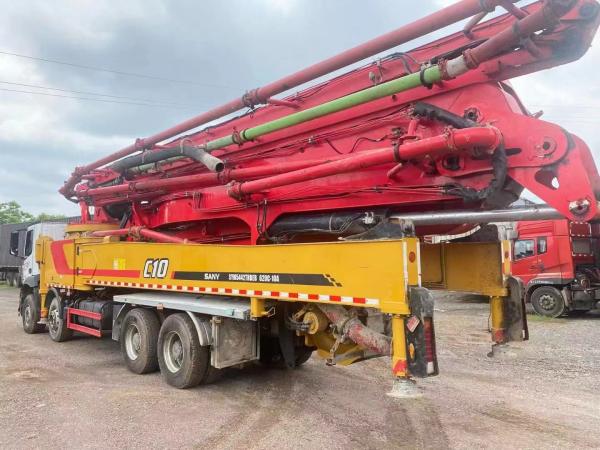 2021 62m chassi Mercedes Eficiência Motor Diesel Peças de caminhão de bomba de concreto 350bar Pressão máxima Branco Amarelo Vermelho