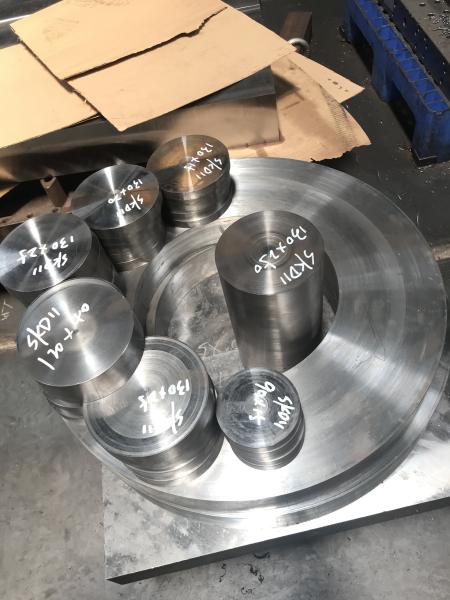 JIS SKD11 Turned Surface Cold Work Tool Steel Dia400mm Forged Steel Round Bar