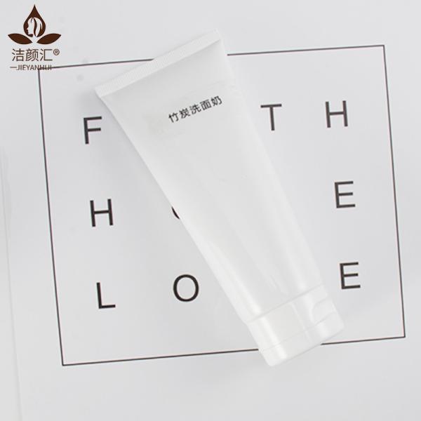 пенясь Exfoliating лицевой пены угля Cleanser 100g органической бамбуковой чистой ясной очищая