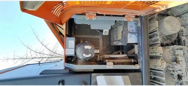 Second-hand HITACHI ZX75 excavator with low price and decent quality Bucket capacity0.33~0.38m3  Machine weight 7280kg