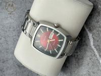 Des hommes de mode des montres hydrofuges des montres de quartz élégantes et uniques