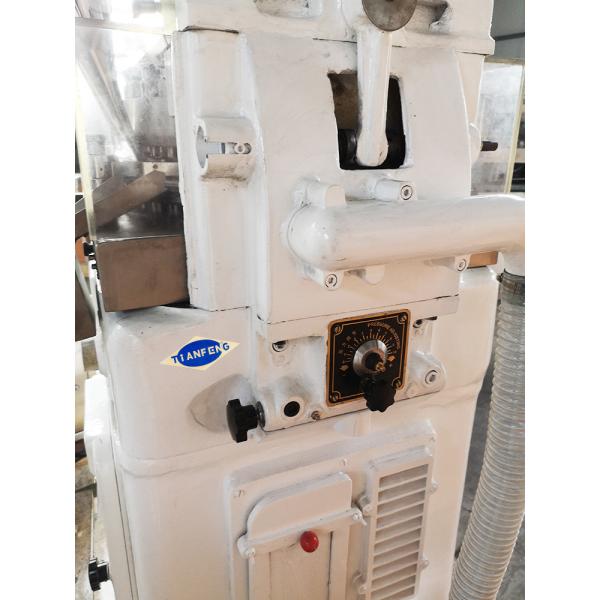 ZP33 2.2KW Camphor Ball Paracetamol Pharmaceutical Tablet Press Maker