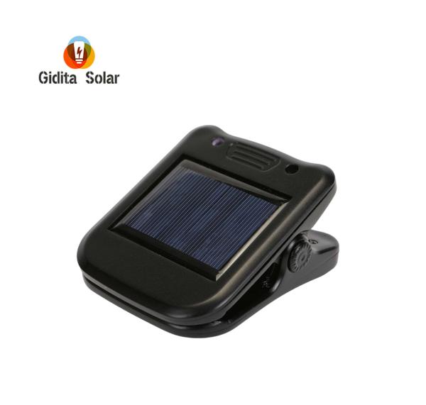 Lâmpada de sensor solar de jardim com fluxo luminoso de 300lm e design portátil