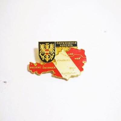 Des épingles d'émail douces sur mesure en or Autriche Carte épingles de lapel Thème patriotisme