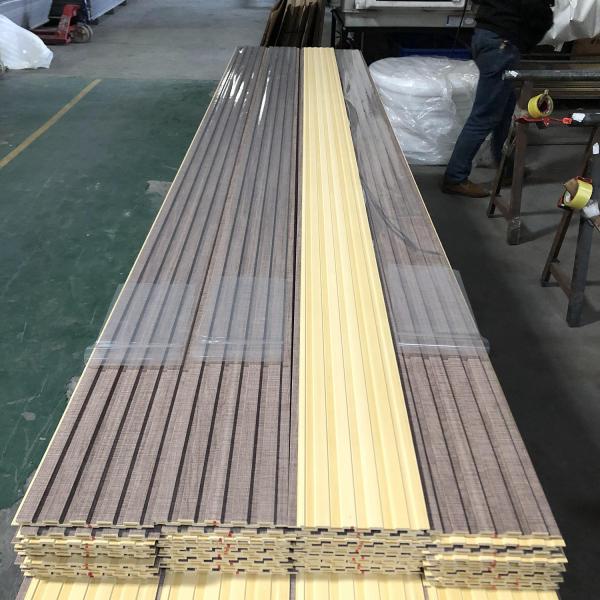 Внутренние декоративные стенные доски потолочная панель ПВХ покрытый бамбуковые волокна искусство лоувер фоновые панели WPC флейтированная плитка панель