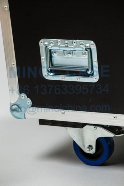 Large Capacity Aluminum Hard Transport Custom Made LED Strips Flight Case