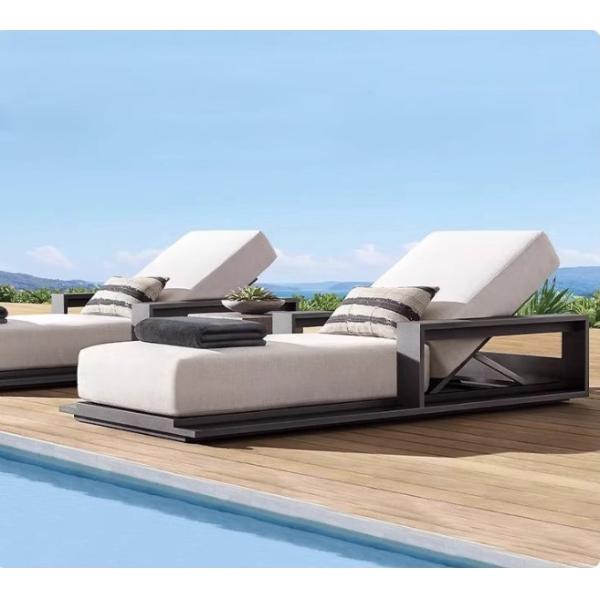 Villa Resort Outdoor Sectional Couch