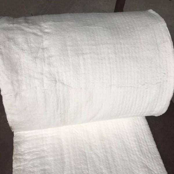 Теплопроводность 0,055-0,180 W.k.m. Керамическое волокно одеяло для изоляции в печи