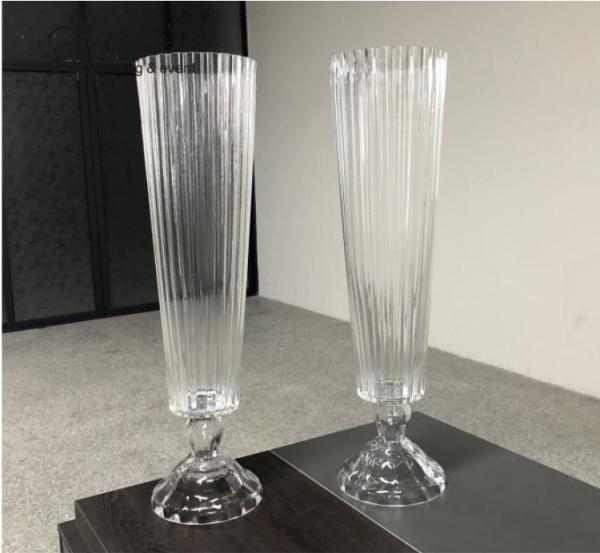 Vase de trompette en céramique artisanale