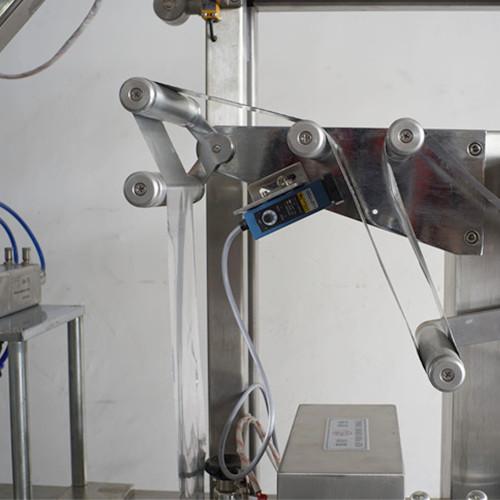Plastic Tablet Aluminum Blister Packing Machine 110mm Feed Travel