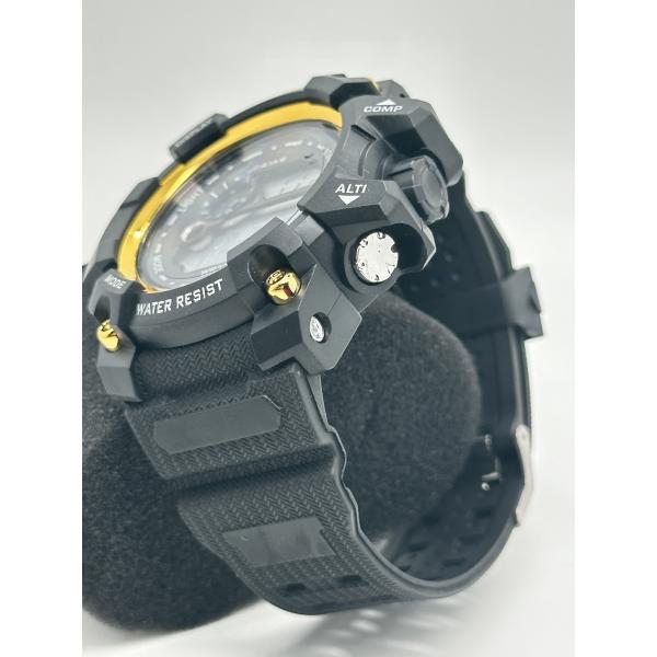 Fashion Electronic Quartz Sport Watch For Men With Silicone Strap