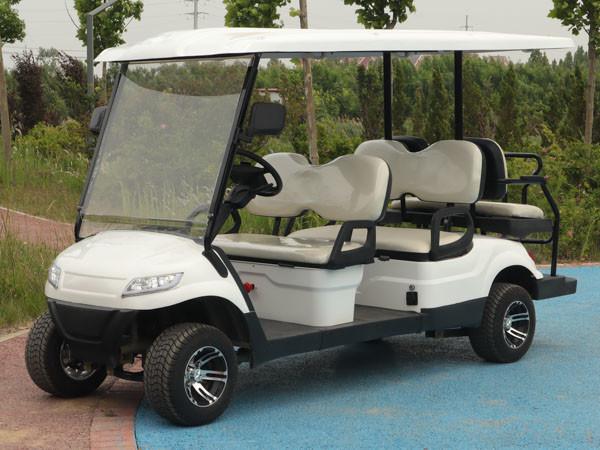 branco 4+2 Carrinho de golfe elétrico legal de estrada com pára-choque dianteiro e pneu de 14 polegadas baixo preço e alta qualidade