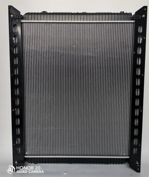 WG9725530270 Haowo Diesel Truck Radiators Plastic Aluminum Material