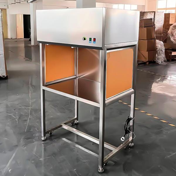 Stainless Steel 304 Laminar Flow Hood Clean Bench with 1200*800*2050 Size and 100 Class@0.3um Cleanliness