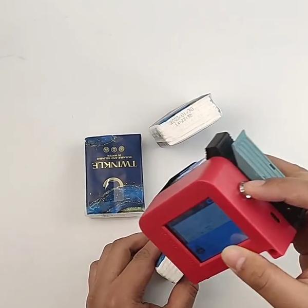 Carton Bag Mini Inkjet Batch Coding Machine with 600DPI Printing and Portable Design