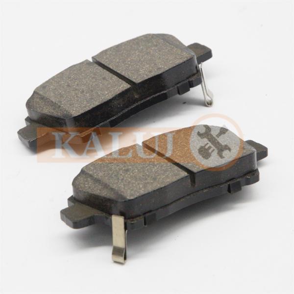 D822 Front Ceramic Brake Pads To-yota Corolla Yaris Prius Echo