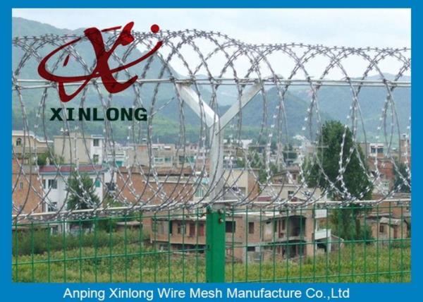 Galvanized CBT-65 BTO-22 Razor Barbed Wire Barbed Wire PVC Coated Barbed Wire