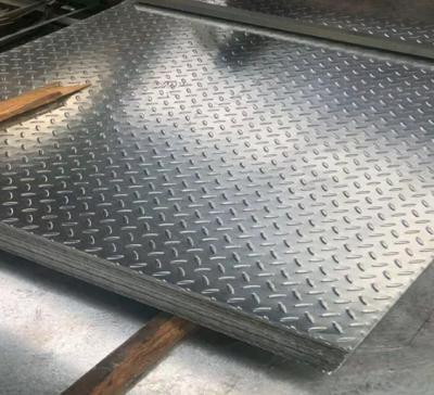 ASTM DX51D Z181-Z275 Full Hard T Type / Tear Drop Gi Chequered Plate For Metal Roof