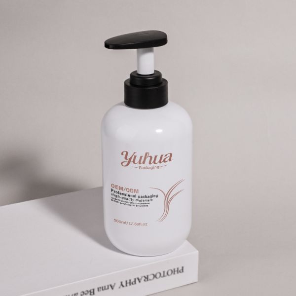 500ml Round PET cosmetic bottle made from recyclable material supporting sustainable packaging initiatives in cosmetics