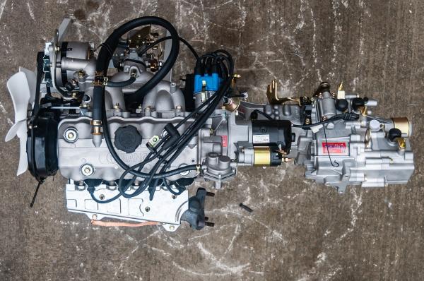 Peças sobressalentes de automóveis de caminhão de pequeno porte 465 meses 32kW/5000 Motor a gasolina Total de cilindrada 0,97L