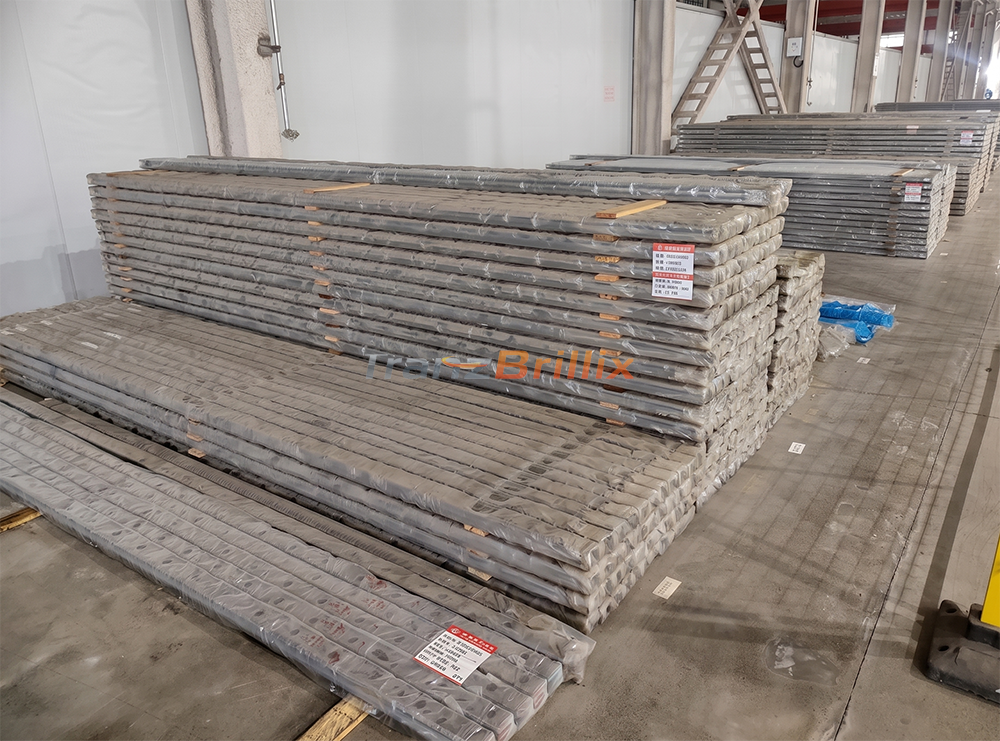 RGH25HA Roller Linear Guide Block for Heavy Load CNC Systems