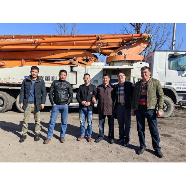 Semi-seco hormigón hormigón de remolque bombas de la escala de Lager Sany 8m Sup3 por hora