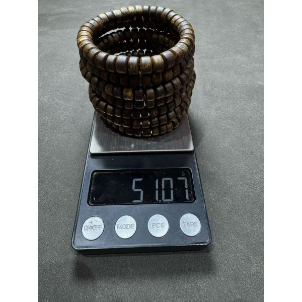 Aromatic Agarwood Beads Perfect for Meditation and Prayer with Durable Threading and Natural Wood Texture for Long Term