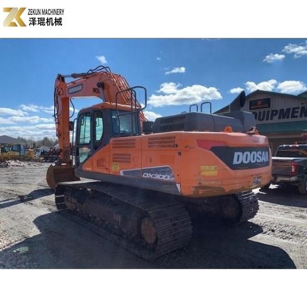 30T Doosan DX300 Excavator 1.27M3 Excavadoras de segunda mão DX300LC DX300LC-9C