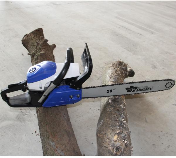 Vibration Reduction Gasoline Chain Saw 5800 Non Slip For Cutting Trees