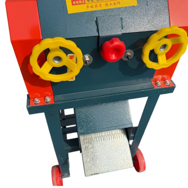 220V / 380V Single Person Maize Grits Making Machine 800kg/h Easy Use Corn Grit Mill