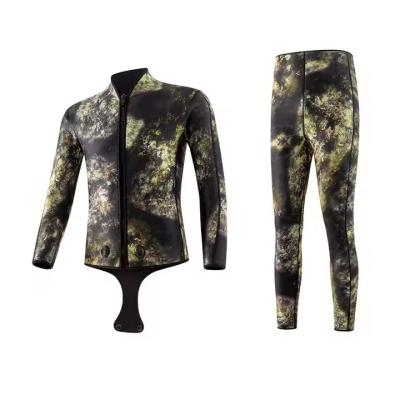 3MM Camo Green Scuba Diving Wetsuit Skin Friendly Scuba Wet Suit For Underwater Sports