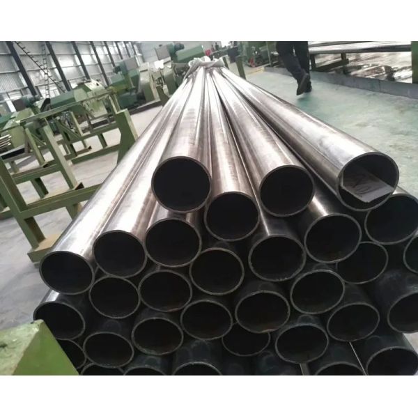 High Pressure Thick Wall Precision Seamless Steel Tube Anti Corrosion Seamless Pipe for Industrial Fluid Conveyance and Engineering Machinery