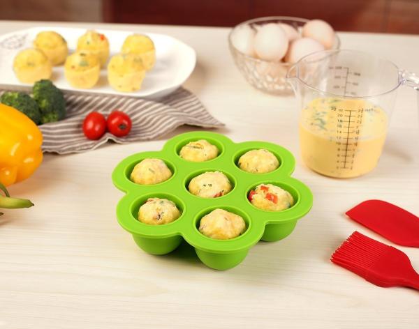 Cute Flower Shaped Food Grade High Quality Silicone Egg Bites Mold With Plastic Cap Silicone Ice Tray