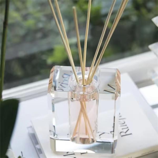 Home Decorative Aromatherapy Essential Oil Fragrance Perfume Crystal Glass Bottle Luxury Reed Diffusers