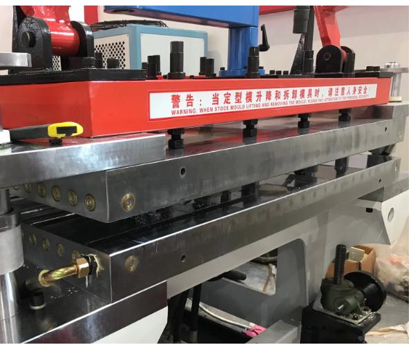 Shenzhen HYPET Carbon Crystal Plate Extrusion Production Line /Three Layers PVC Foam Board Equipment Making Machine Manufacturer