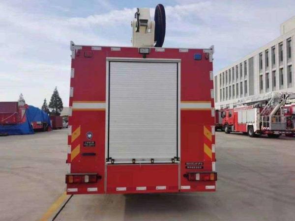 JP18 HOWO Water Tower Truck Country VI 2 Mini Pumpper Rescue Truck 95kmh