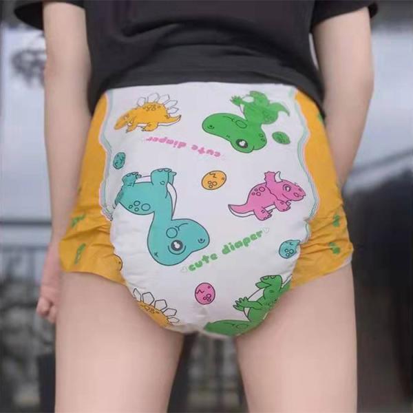 Non Woven Fabric Adult Hospital Diaper with 6500ml High Absorption and PE Backsheet