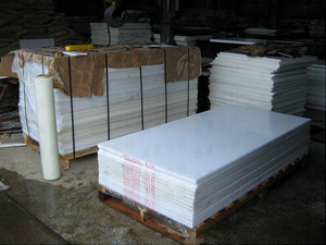 Лист 60 x 600 x 1200mm Derlin/POM/белый просвечивающий пластичный лист