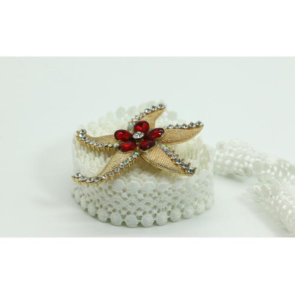 Five Pointed Star Brooch Pins For Clothes Gold Inlaid Diamond OEM ODM