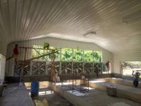 Structure en acier léger préfabriqué maison de volaille Aisc revêtement galvanisé poulet coop cadre en acier