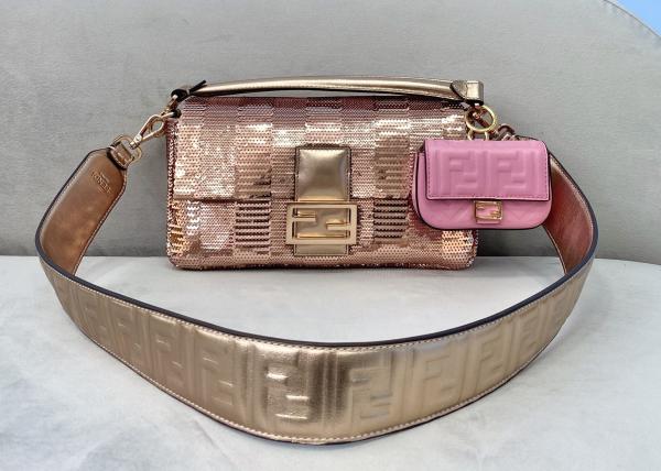 Rose Bead Piece Decoration Bling Bag Unique Shine Cross-Body Bag Baguette Bag