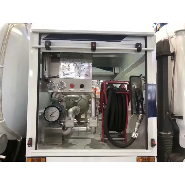 High-Capacity HOWO Refueling Truck for Aviation Fuel Delivery